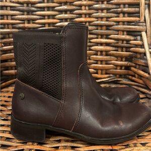 Aetrex Brown Ankle Boots Leather Boots in size 7.5